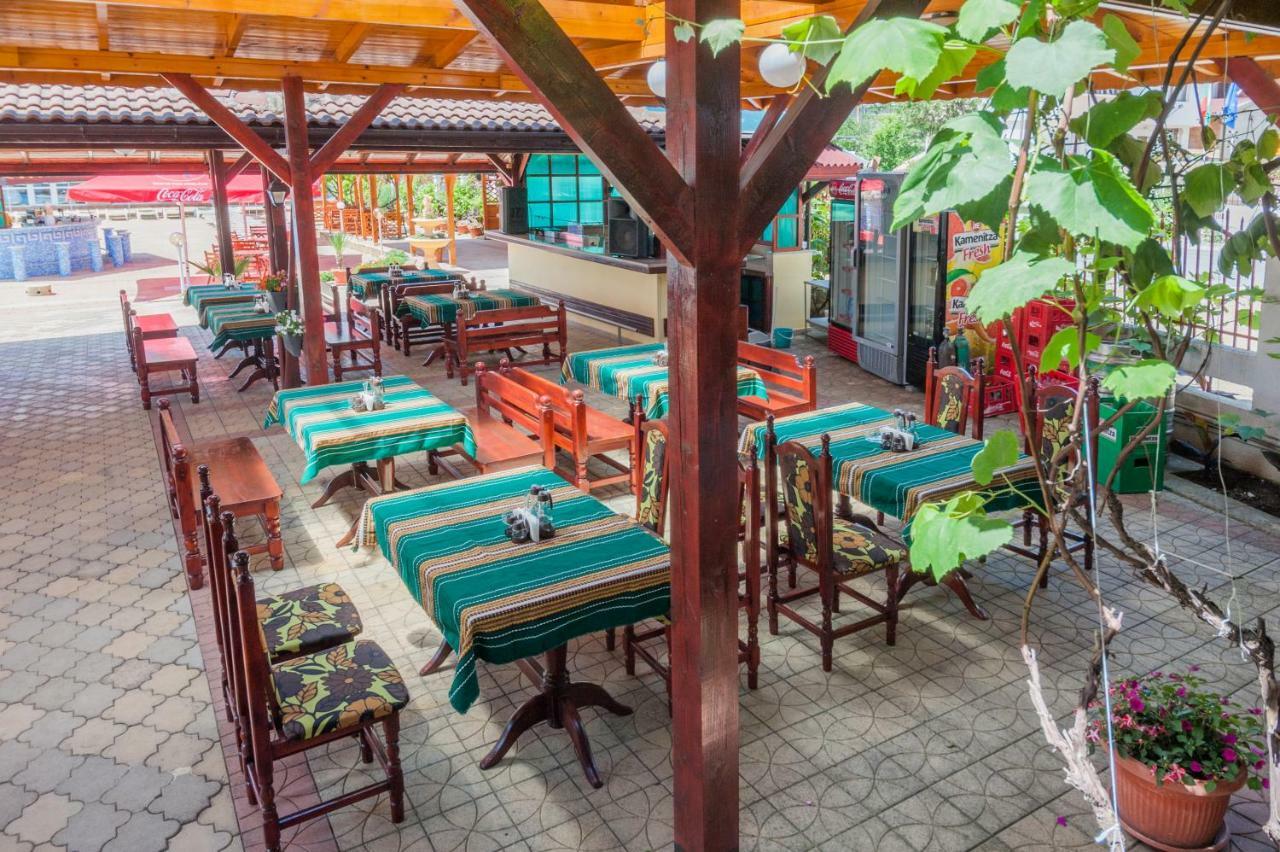 Hotel Stefanov 1 Lozeneț Exterior foto